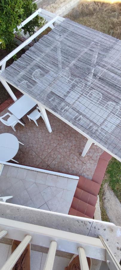 Appartamenti In Villa Polimnia Fontane Bianche Bagian luar foto