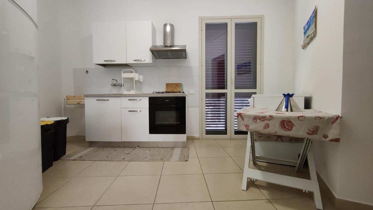 Appartamenti In Villa Polimnia Fontane Bianche Bagian luar foto