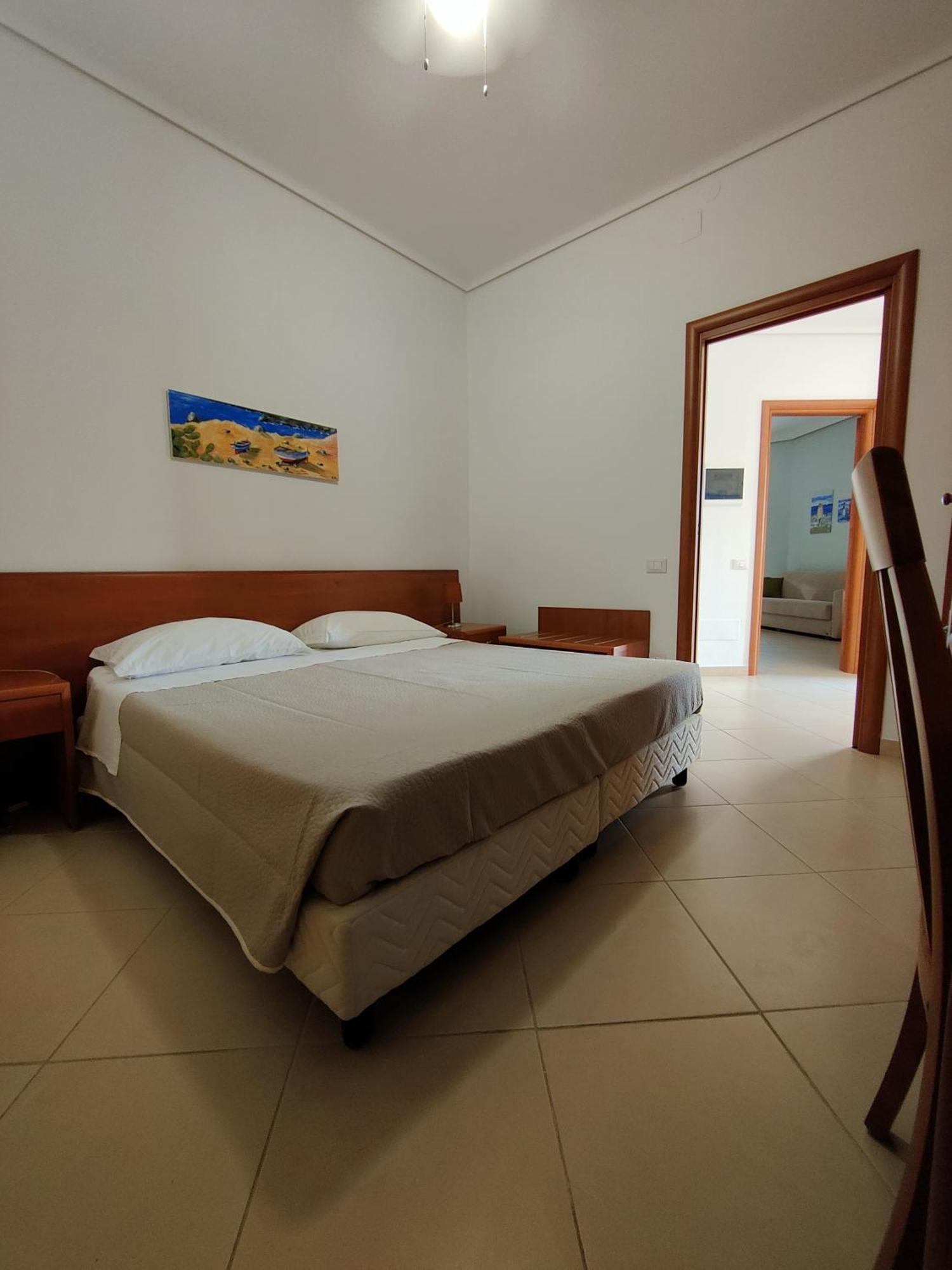 Appartamenti In Villa Polimnia Fontane Bianche Ruang foto